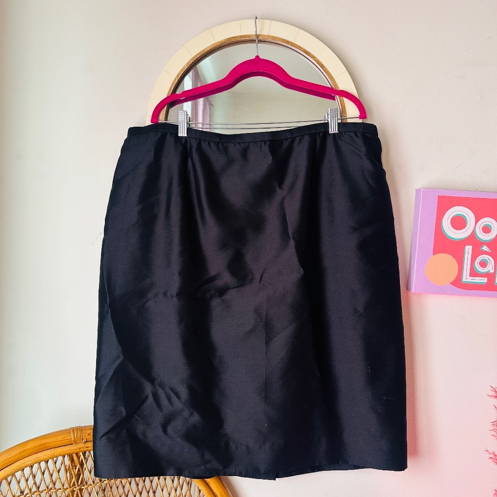 NWT Dana Buchman Woman Black Silk Skirt, Size 22 Retail $188 Saks Off 5th